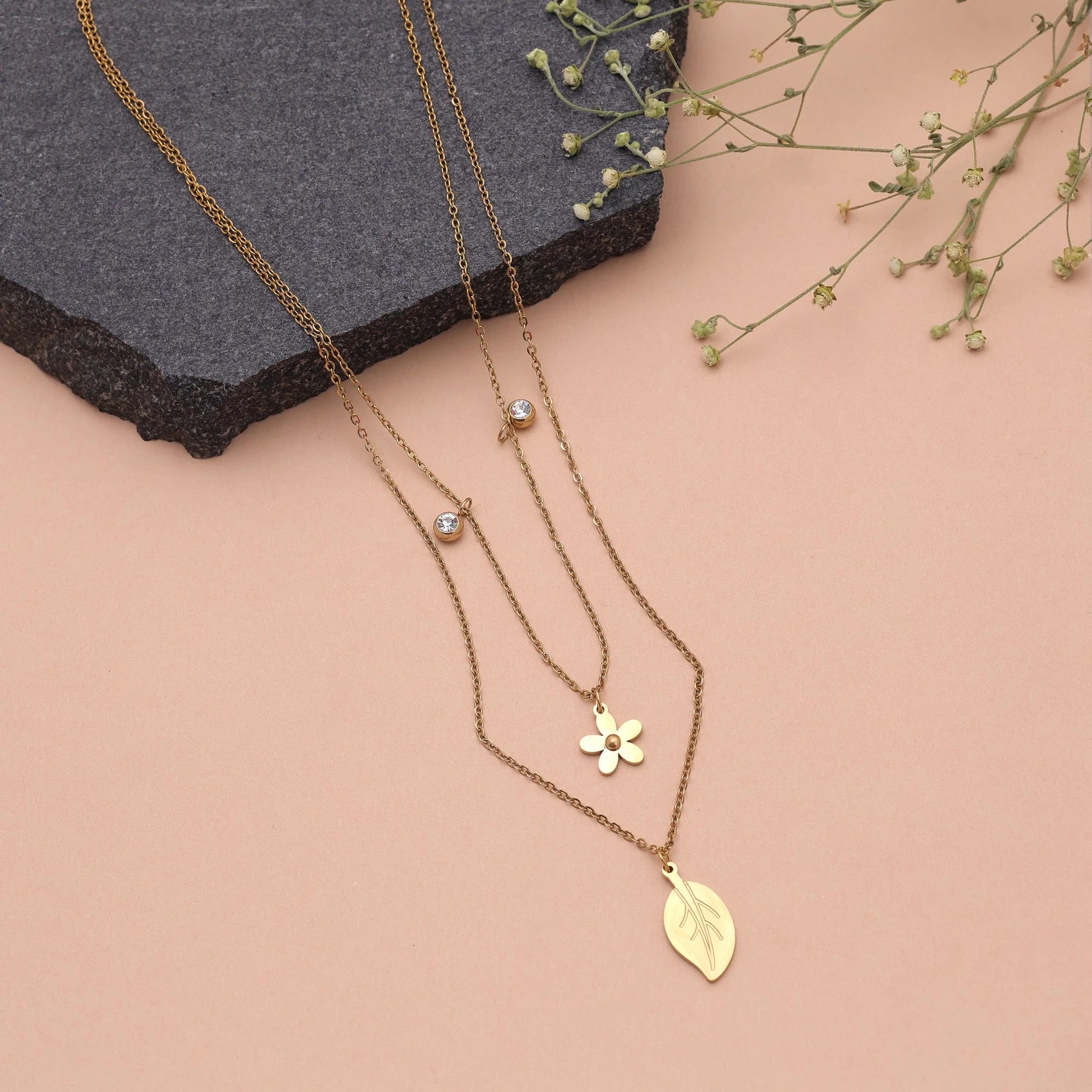 Gold Color Anti Tarnish Necklace with Trendy Everyday Fashion Appeal - Image 2